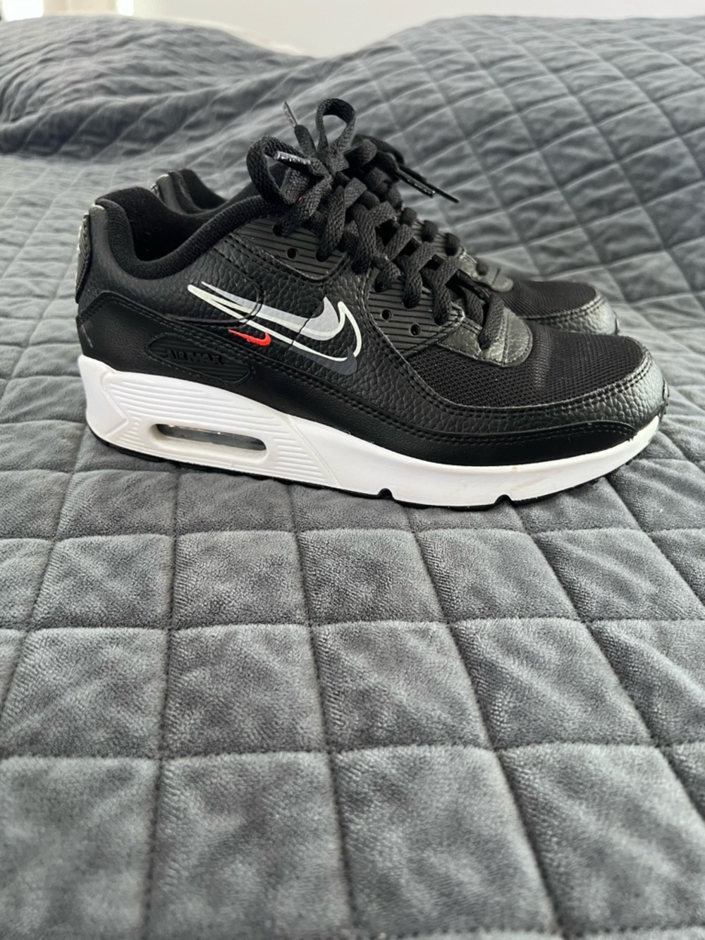 Nike Air Max 90 GS Shoes Youth 5 Y Black White Black Red White Big Kids Sneakers